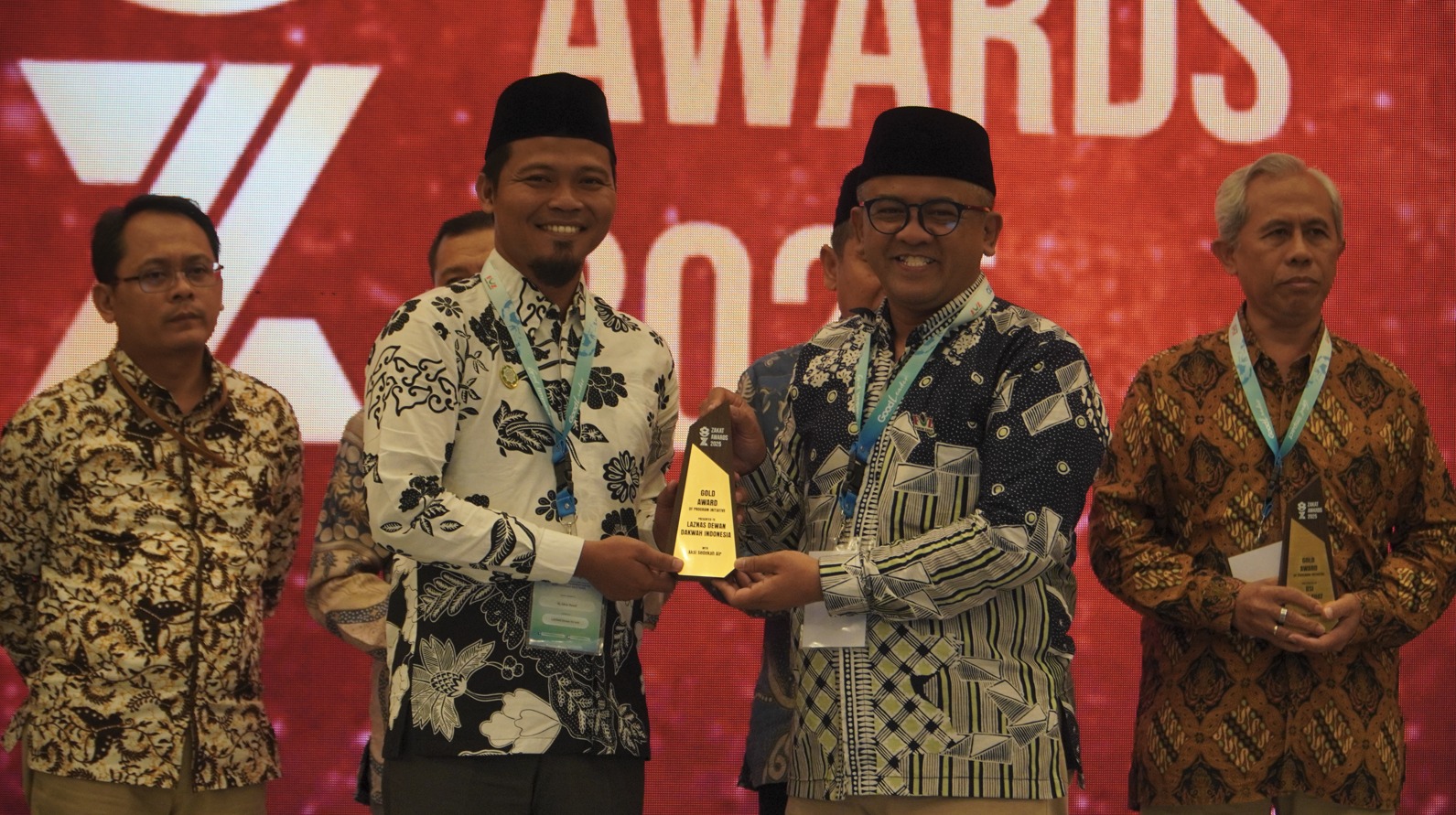 LAZNAS Dewan Dakwah Raih 3 Penghargaan Zakat Awards 2025